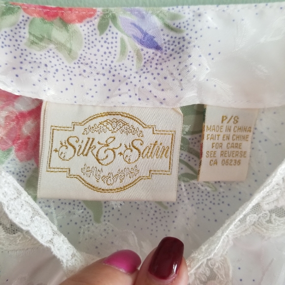 Silk and Satin Vintage cami - Picture 9 of 15